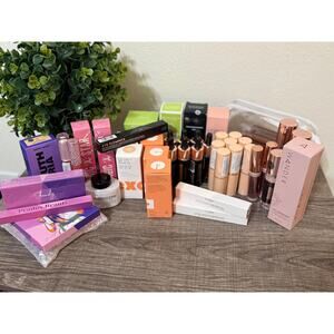 MAKEUP BUNDLE- RESELLER BEAUTY LOT – 55 PIECES | $780+ RETAIL - NEW